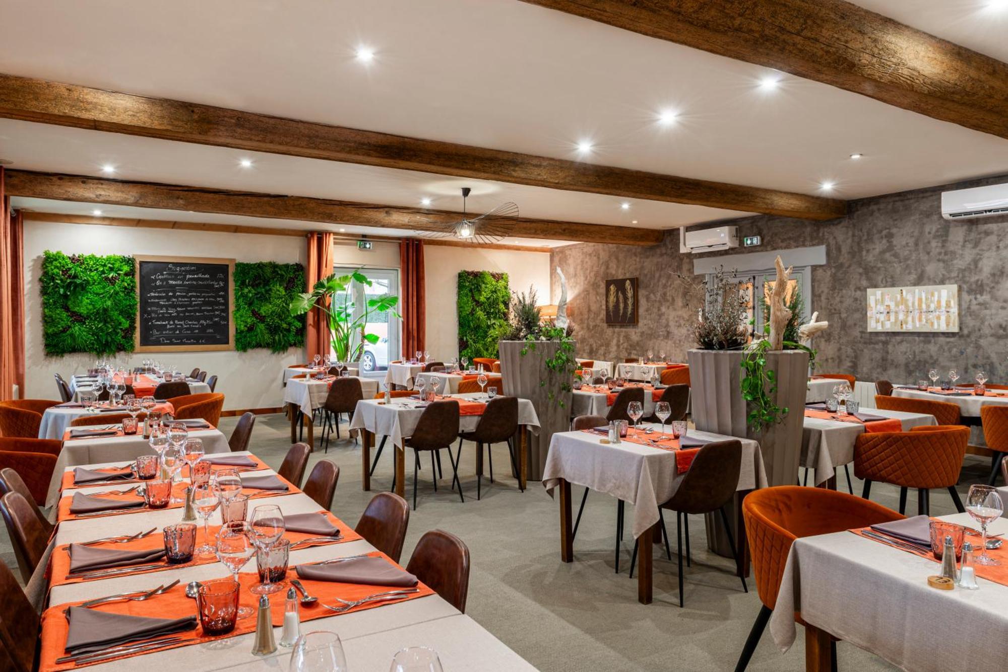 אנס Logis Hotel-Restaurant Saint Romain מראה חיצוני תמונה